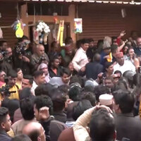 Locals and BJP workers protest against Congress delegation meeting people in Indore's Bhagirathpura area