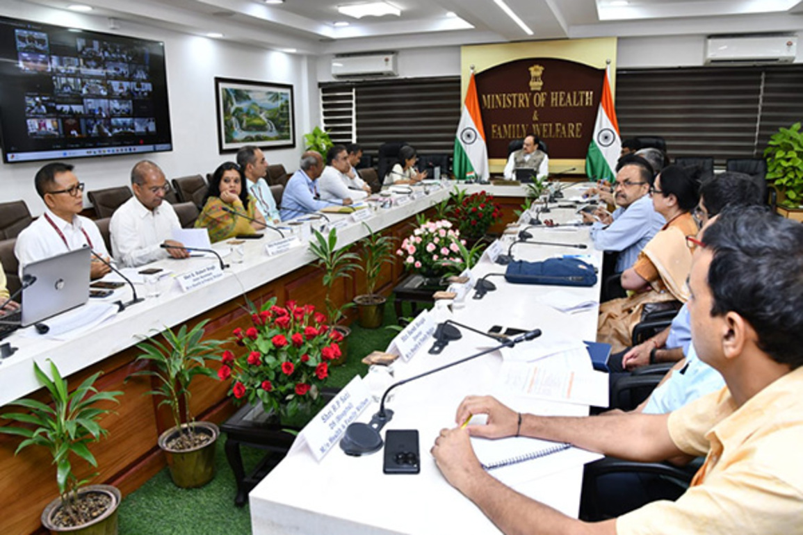 Union Minister JP Nadda chairs 'Kayakalp Manthan' with hospitals, NGOs to boost Jan Bhagidari