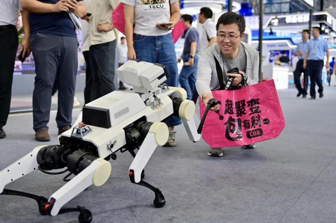 "AI Plus" accelerates industrial transformation, enterprise innovation