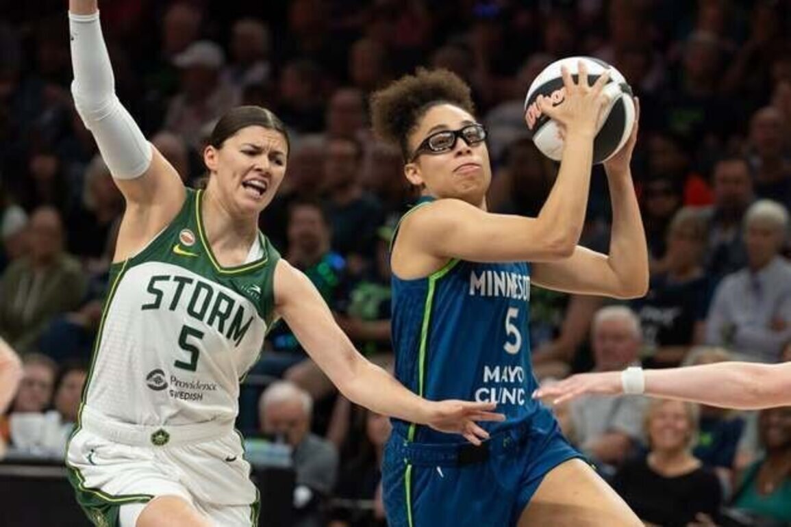 Lynx dominate Storm in second half, take win streak to seven