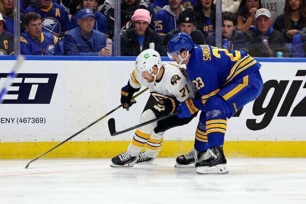 Sabres rally past Bruins in 3rd for 1st playoff win since '11