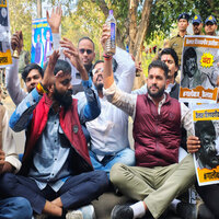 MP: Youth Congress protests against Minister Kailash Vijayvargiya over remark on Indore water contamination