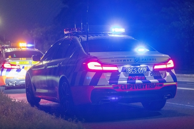 3 boys allegedly belt and rob older boy in Sydney CBD