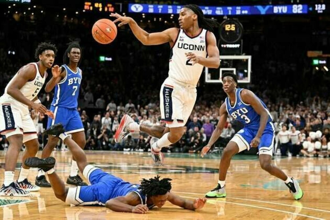 Top 25 roundup: No. 3 UConn holds off No. 7 BYU's comeback bid