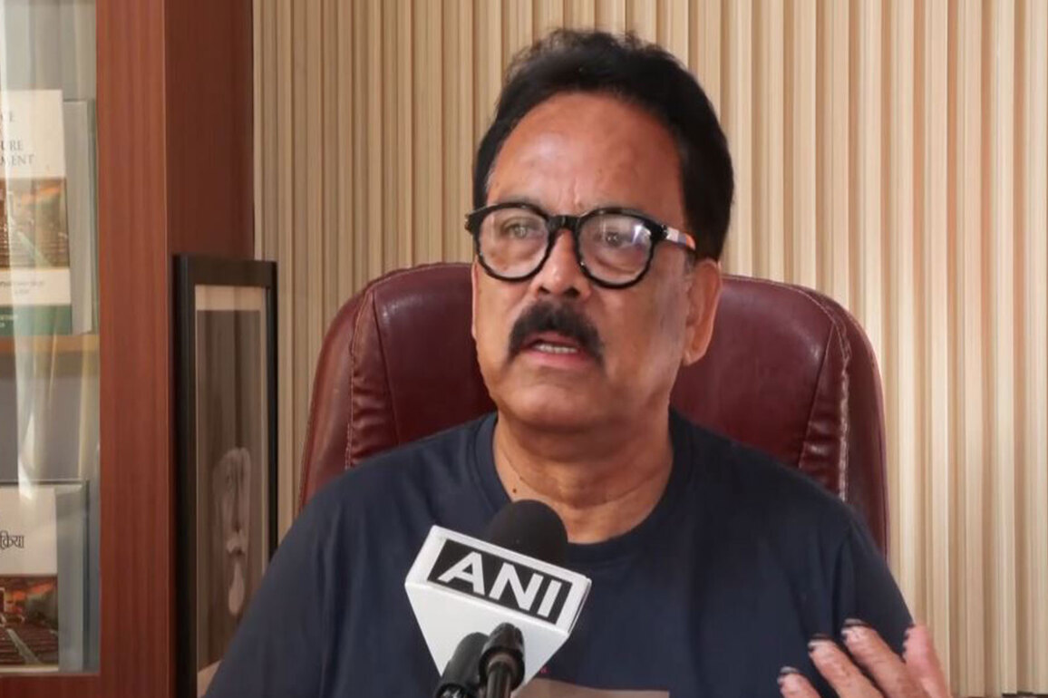 "Election Commission acting in a very biased manner...": Congress MP Sukhdeo Bhagat