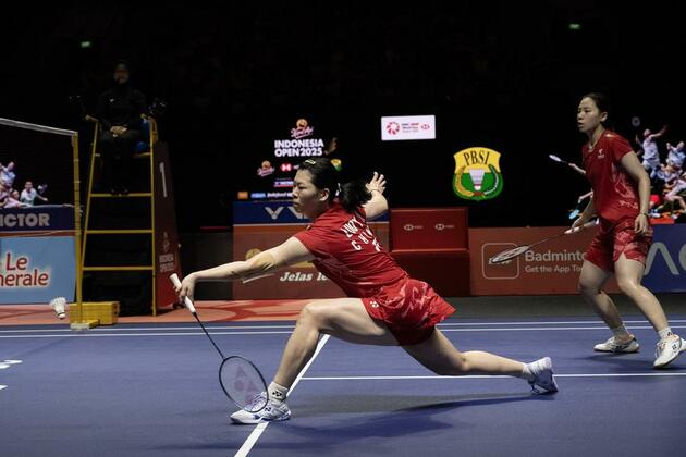 Chinese shuttlers make two finals at 2025 Indonesia Open