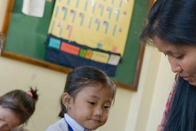 UNESCO Week for Peace and Sustainable Development highlights teachers' role in achieving Global Development Agenda