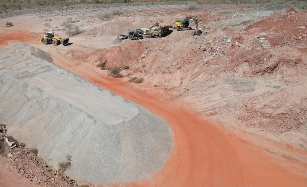 Waste trials at Whim Creek. Credit: Anax.