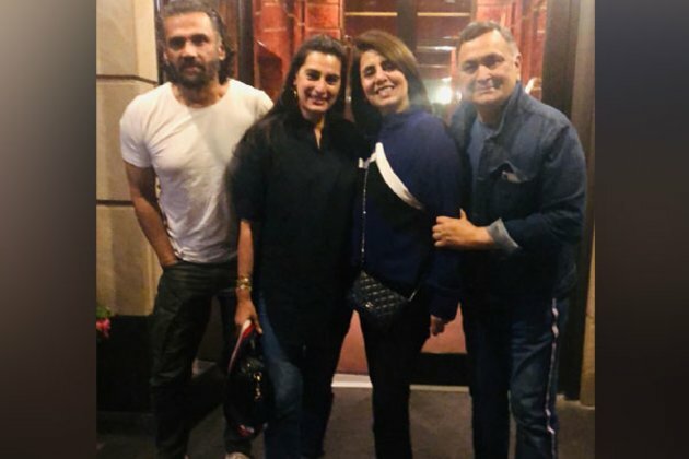 Rishi, Neetu get a visit from Suniel, Manna Shetty in NYC