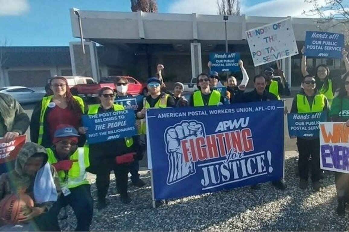 Postal Workers Union launches safety campaign in NV, across US