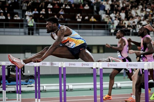 Tinch stuns with record-breaking run in Shanghai/Keqiao Diamond League