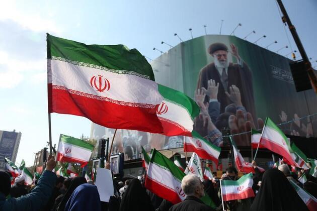 Mideast in Pictures: 30 days into U.S.-Israeli war on Iran