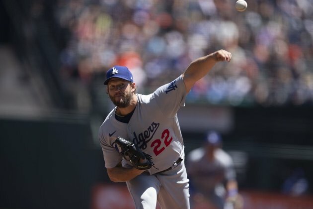 Dodgers ace Clayton Kershaw leaves game with low back pain