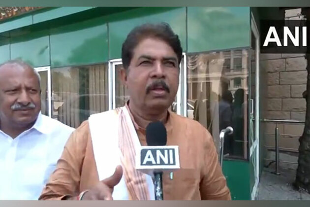 Not a government but a Tughlaq Durbar: Karnataka Assembly LoP slams Siddaramaiah Govt