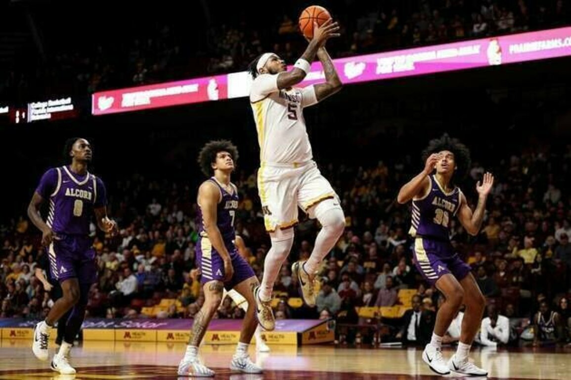 Minnesota puts focus on foul line ahead of Chicago State matchup