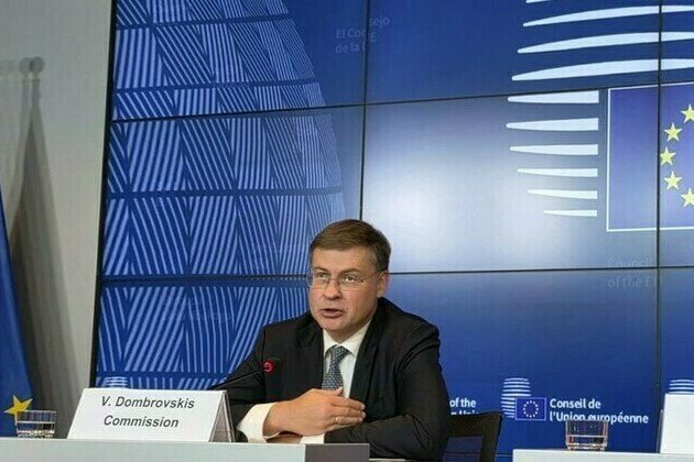EU prepares to offer Ukraine Russias frozen billions