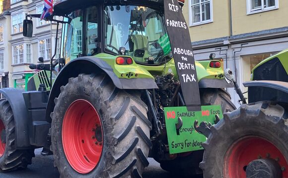 Oxford farming conference protest 11 580x358.jpeg