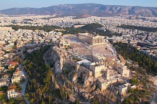 Tourism Alone Wont Save Greece- Why a Complex Economy Is Urgently Needed