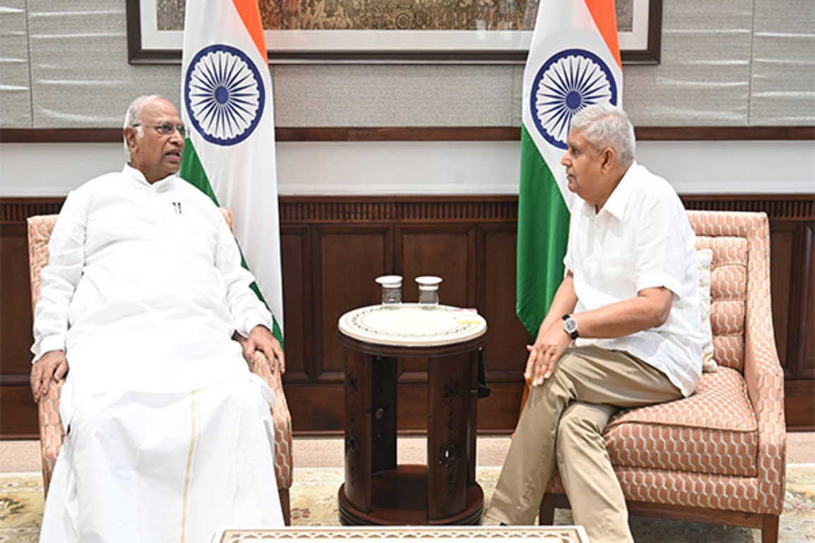 Mallikarjun Kharge calls on VP Dhankhar, discusses about upcoming Monsoon Rajya Sabha session