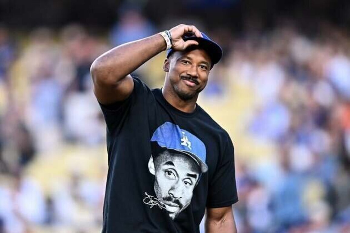 Reports: Myles Garrett's revised deal includes $37M guaranteed in '26