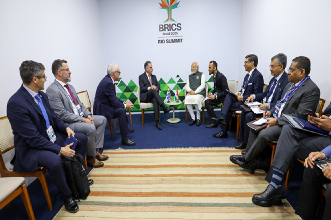 PM Modi meets Uruguay Prez on sidelines of 17th BRICS Summit