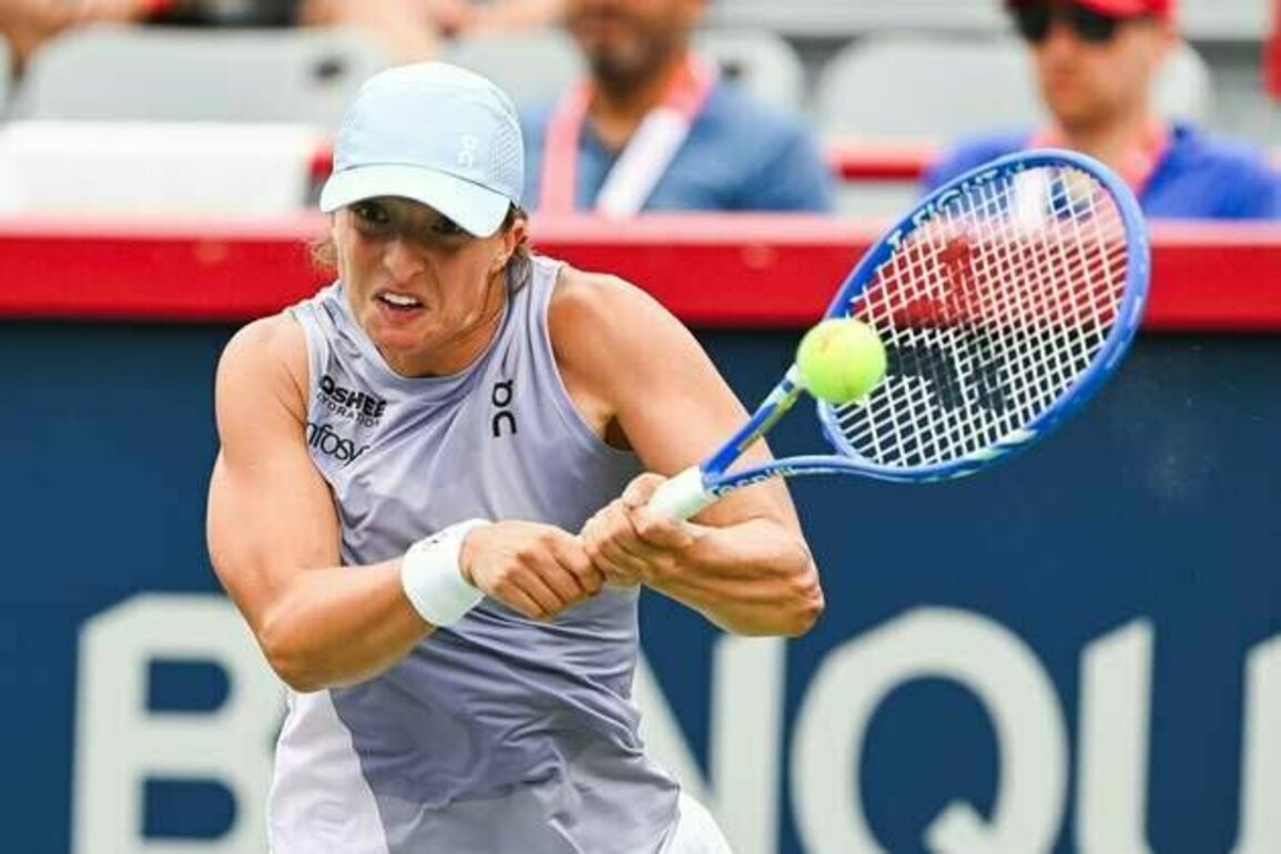 Iga Swiatek cruises, Naomi Osaka rallies in National Bank second-round play
