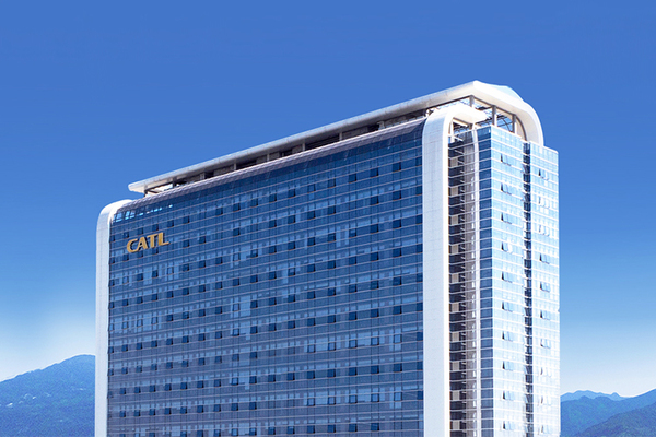 CATL shares sell like hot cakes in Hong Kong