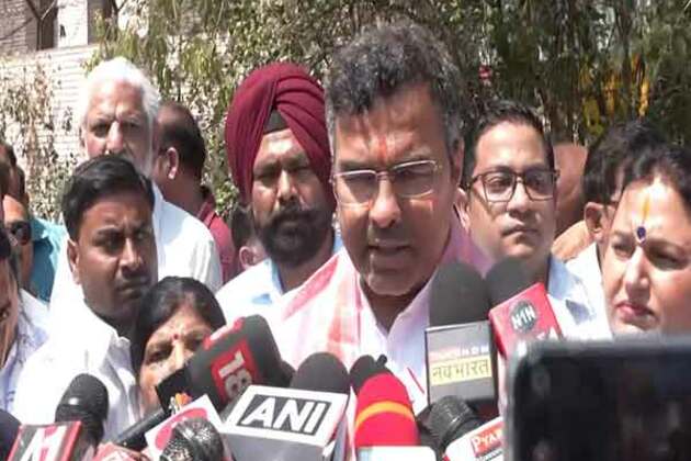 Delhi PWD Minister Parvesh Verma orders suspension of Executive Engineer during inspection at Patparganj, Trilokpuri