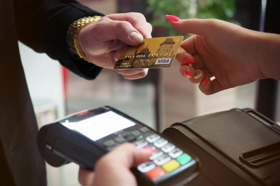 US airlines lean on credit cards as loyalty programs evolve