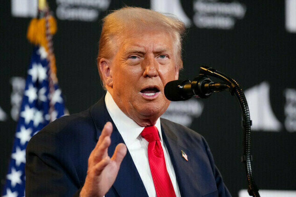 Trump threatens to shoot down Venezuelan planes