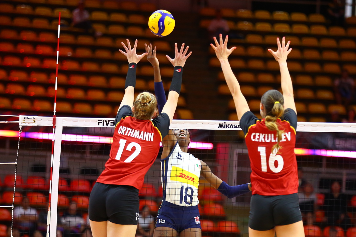 (SP)THAILAND-BANGKOK-VOLLEYBALL-WOMEN'S WORLD CHAMPIONSHIP-ITALY VS GERMANY