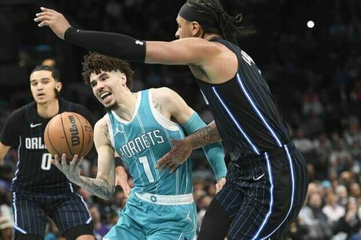 Hornets, working on 'competitiveness,' visit Raptors
