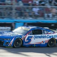 Kyle Larson claims second Cup Series title; Ryan Blaney wins season finale