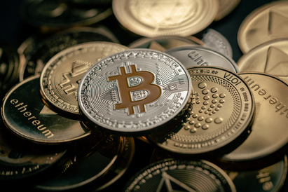Companies and crypto provide blockchain access