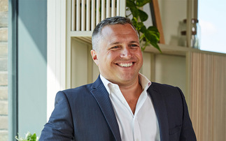 Why does fossil diesel still dominate UK construction sites?