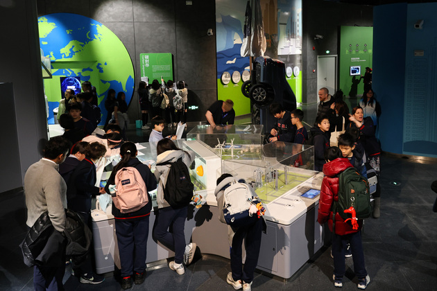 CHINA-SHANGHAI-SCIENCE & TECHNOLOGY MUSEUM-STRESS TEST (CN)
