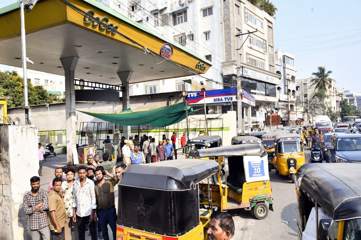 Elevated oil, gas prices could impact India's fiscal deficit target, says ICRA