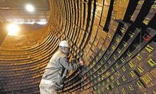 Linha de produção da RHI Magnesita