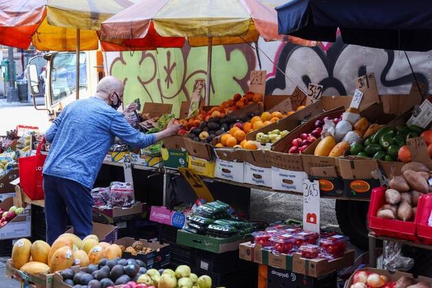 Economic Watch: Flat retail sales underscore growing U.S. economic pessimism