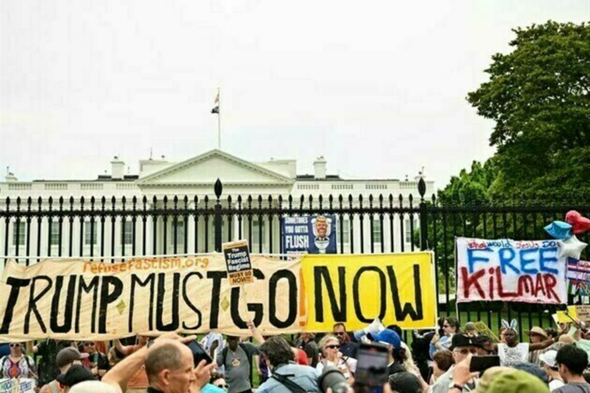 Thousands Rally across US in Renewed Protests against Trump Policies