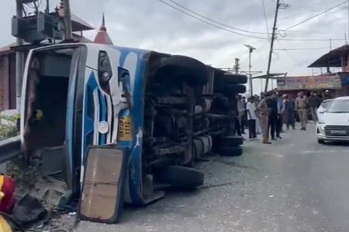 PM Modi condoles deaths in Gujarat's Surendranagar road accident that killed seven people