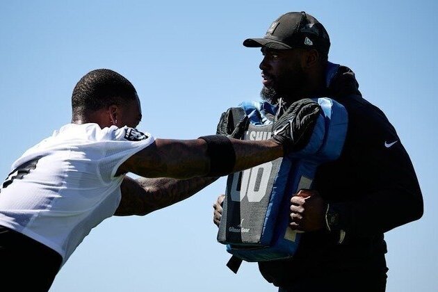 3 takeaways from Raiders' defensive assistants