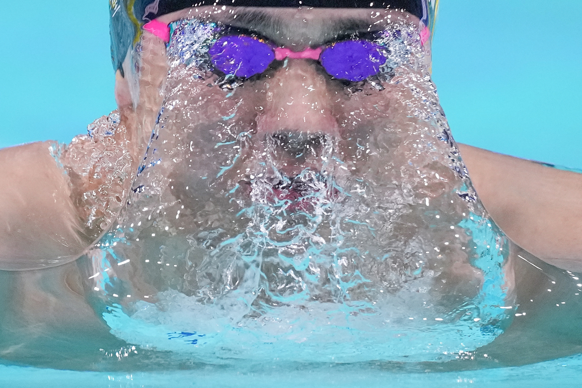 (SP)CHINA-15TH NATIONAL GAMES-SWIMMING-MEN'S 200M BREASTSTROKE-SEMIFINAL (CN)