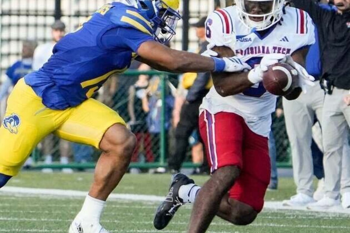 Louisiana Tech looks to quiet Coastal Carolina in Independence Bowl