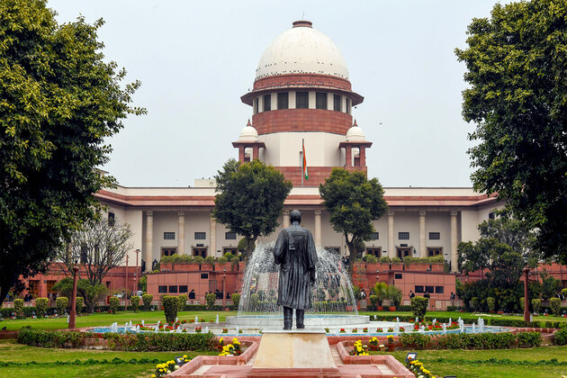 Delhi riots case: SC notice to Delhi police on pleas of Sharjeel Imam, Umar Khalid seeking bail