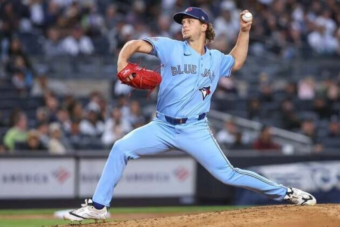 Blue Jays shutout rival Yankees to even up series