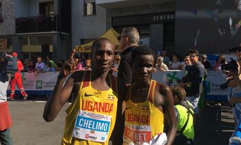 Chelimo ne Chebet abawangudde emidaali gya zaabu Chelimo ne Chebet abawangudde emidaali gya zaabu