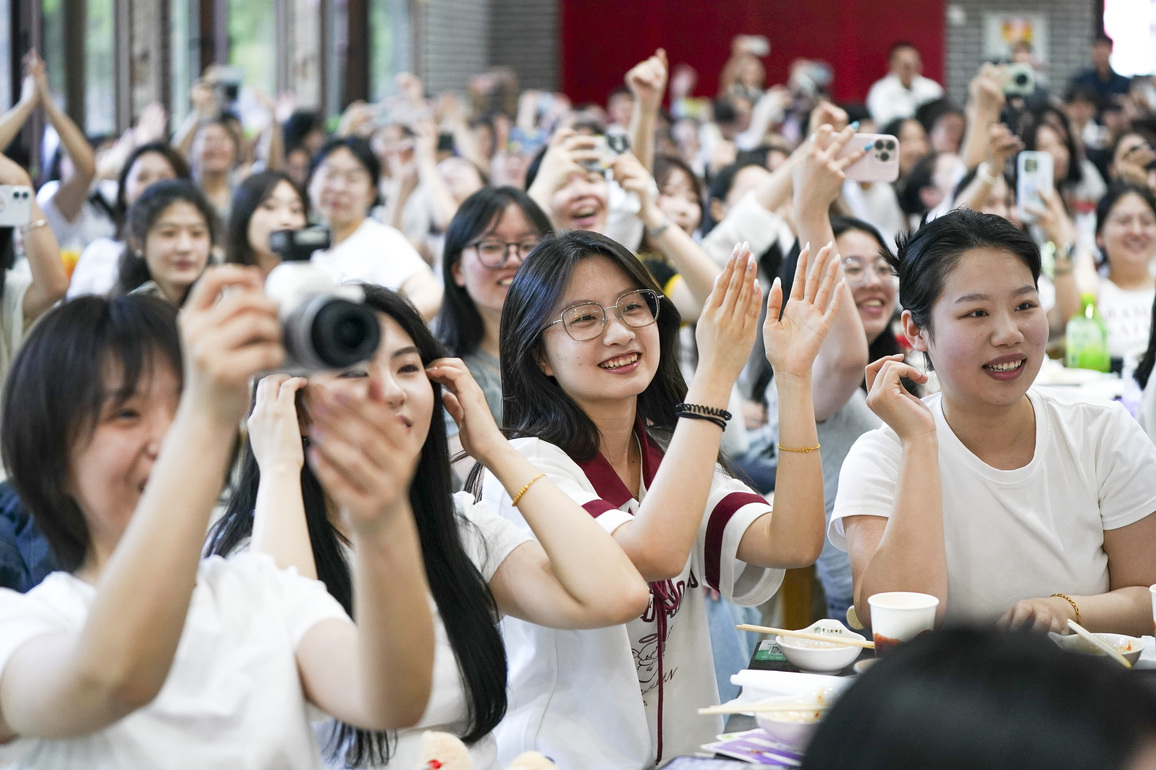 CHINA-HEILONGJIANG-HARBIN-UNIVERSITY-DUMPLING FEAST FOR GRADUATES (CN)