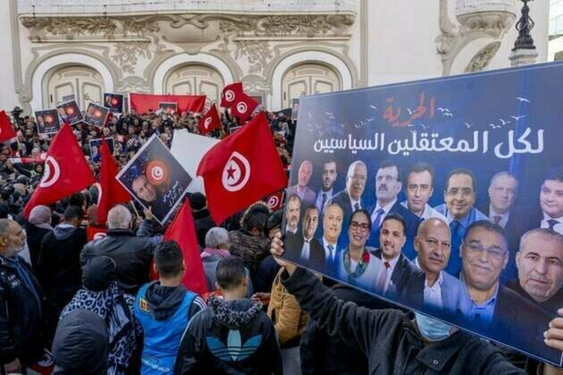 Tunisia: Arbitrary Detention Crushes Dissent