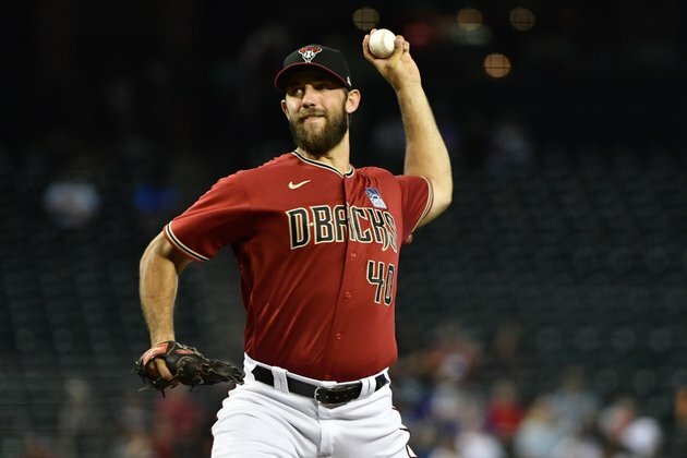 Madison Bumgarner, D-backs seek sweep of Pirates